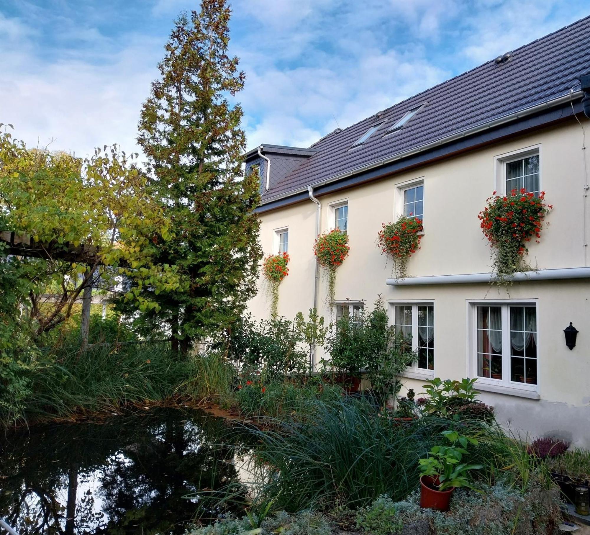 Landhotel Waldschlößchen Sohland an der Spree Exterior foto
